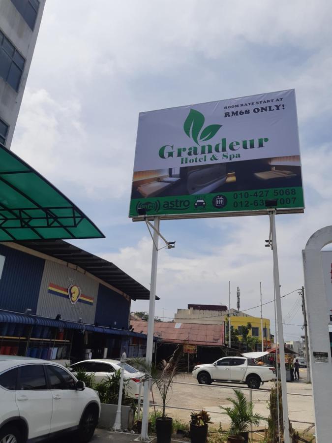 Grandeur Hotel And Spa Malacca ภายนอก รูปภาพ