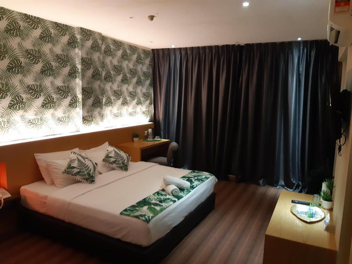 Grandeur Hotel And Spa Malacca ภายนอก รูปภาพ
