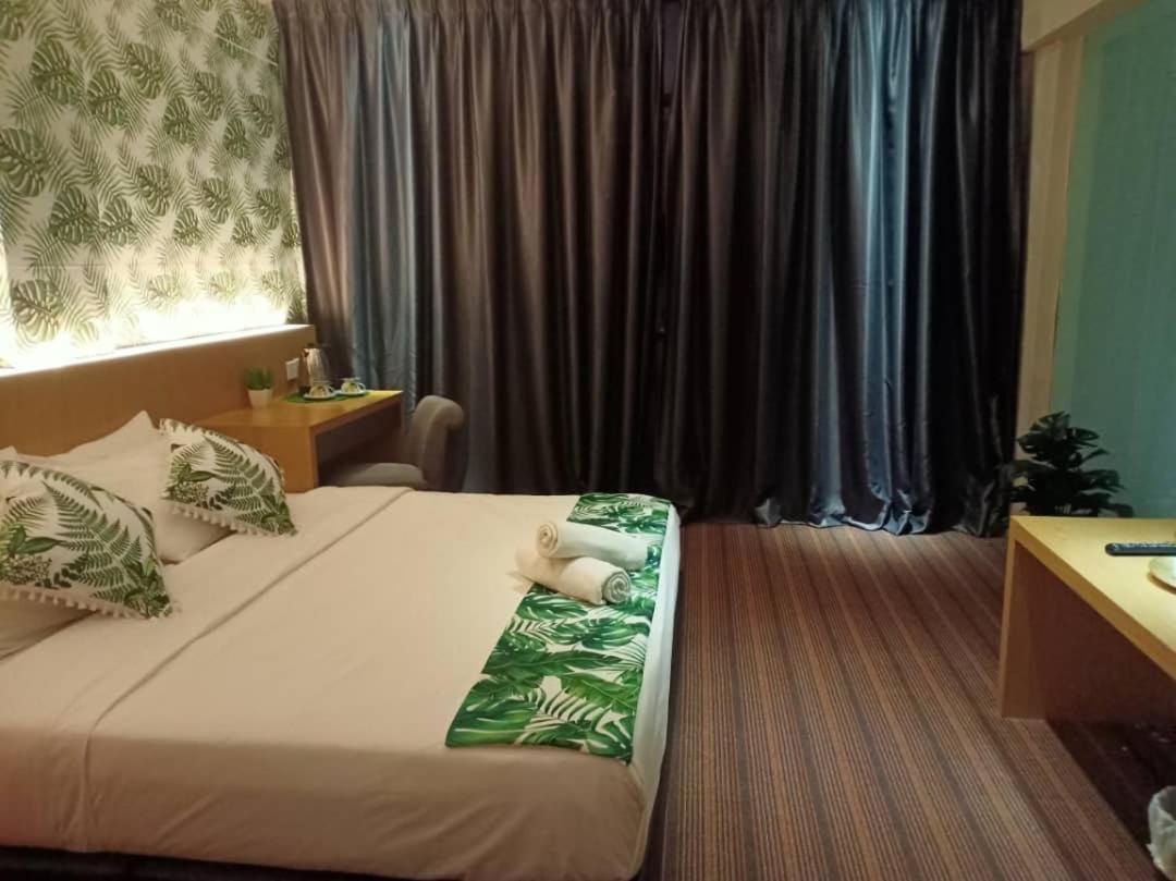 Grandeur Hotel And Spa Malacca ภายนอก รูปภาพ