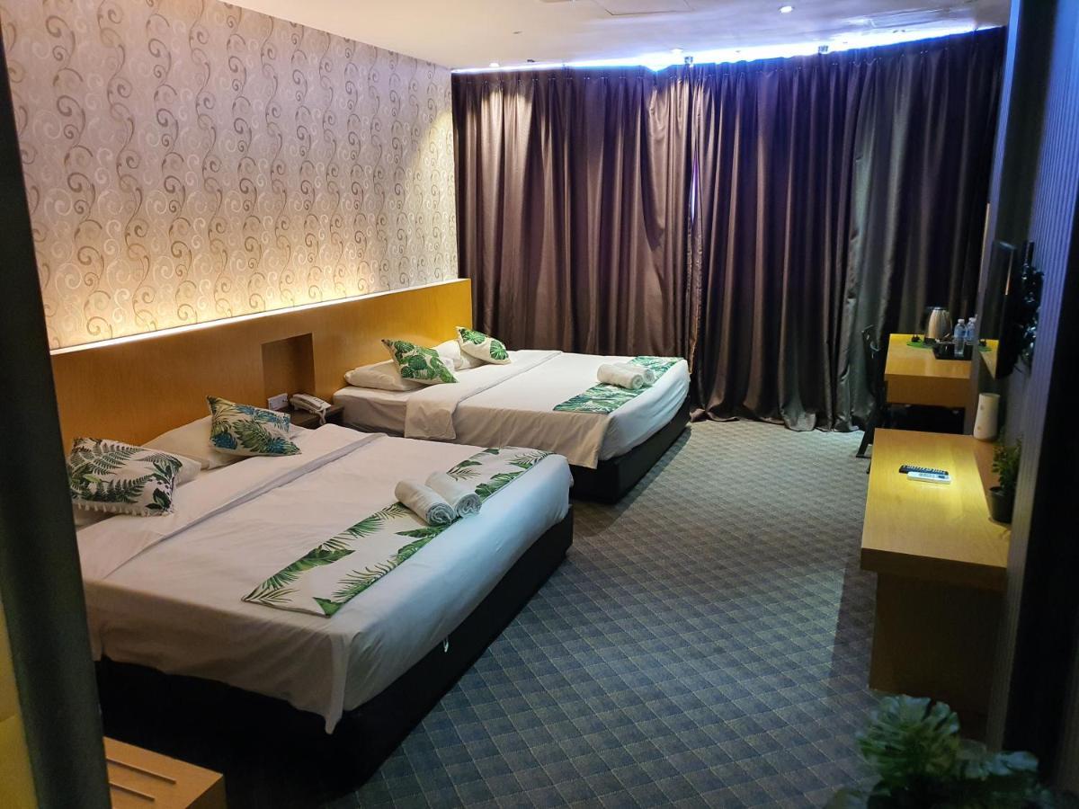 Grandeur Hotel And Spa Malacca ภายนอก รูปภาพ